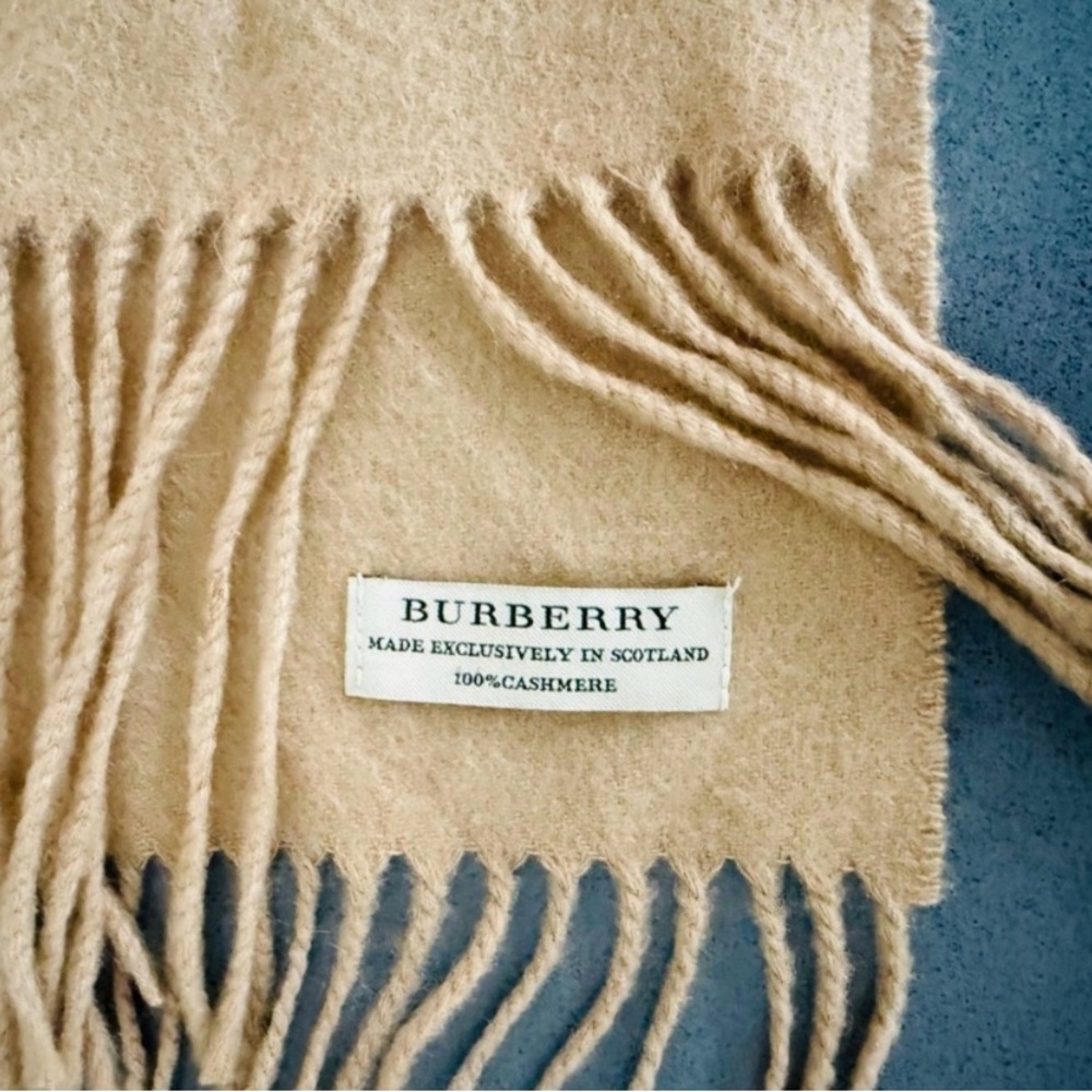 Burberry Beige Cashmere Scarf with Fringe Authentic